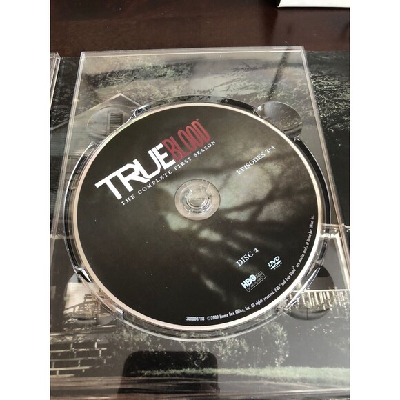 True Blood - Complete First Season DVD -  5-Disc Boxed Set - HBO TV Series Show - Picture 6 of 10